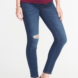 Old Navy Rockstar Maternity Jeans 👖